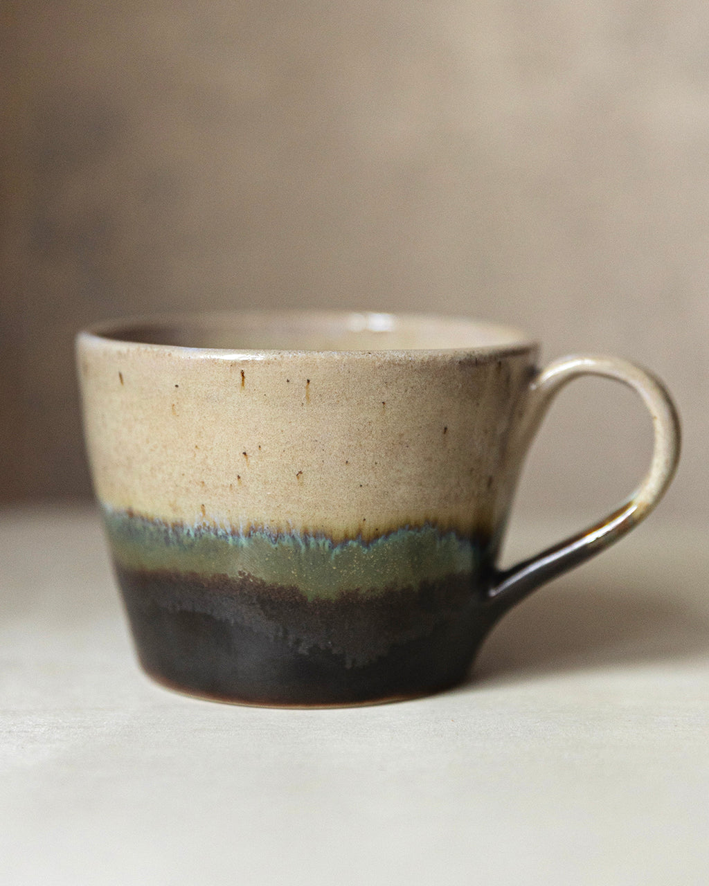 ONE OF A KIND - beige